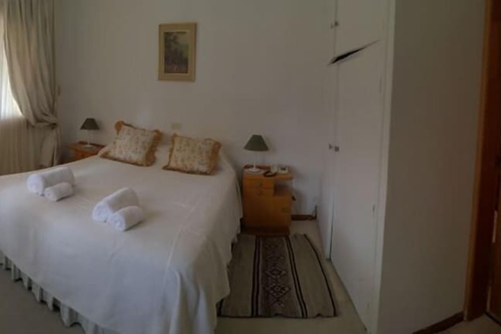 Room 7 of 11