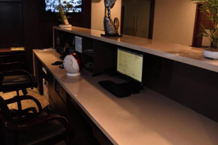 Business Center 11 of 12