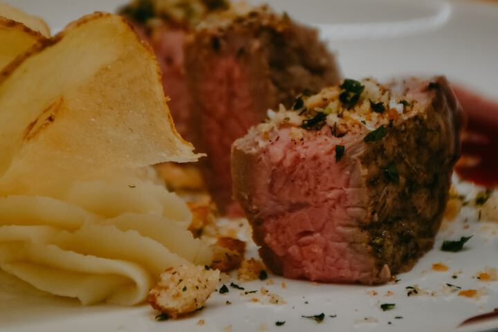 Dining 175 of 212
