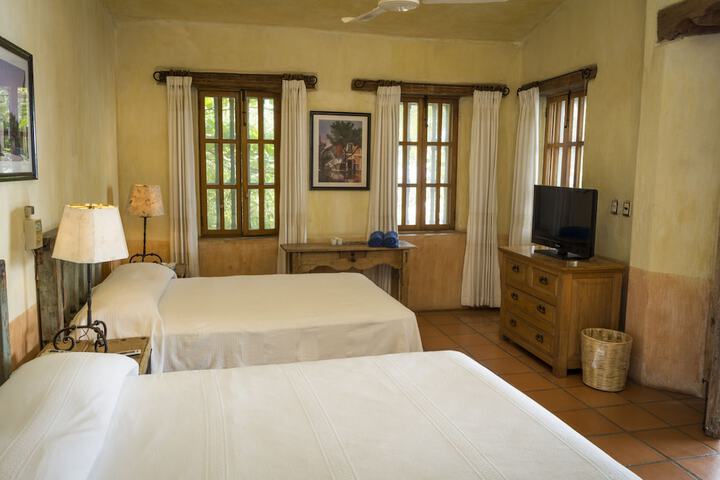 Room 3 of 45