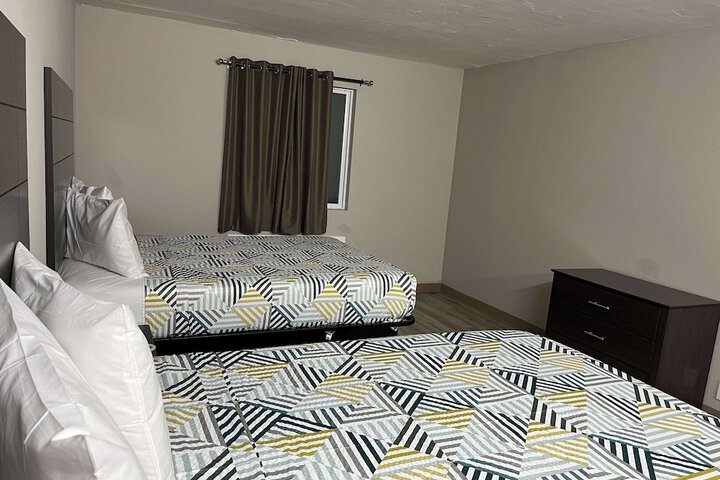 Room 12 of 26