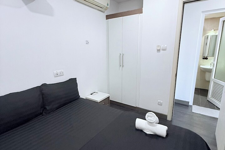 Room 9 of 58