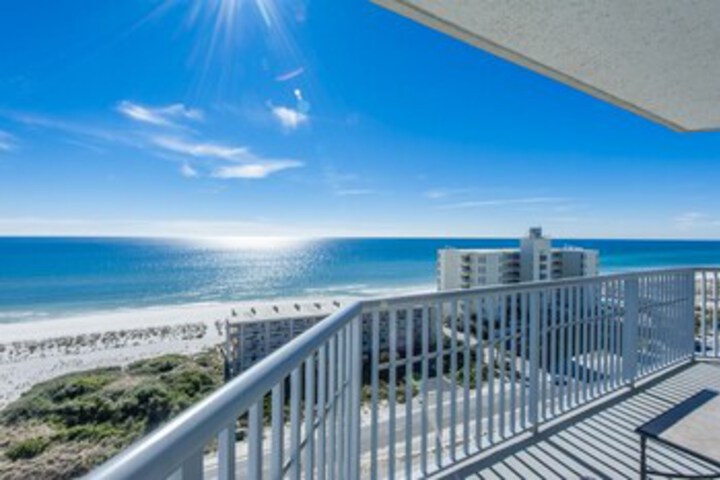 Terrace/Patio 2 of 31