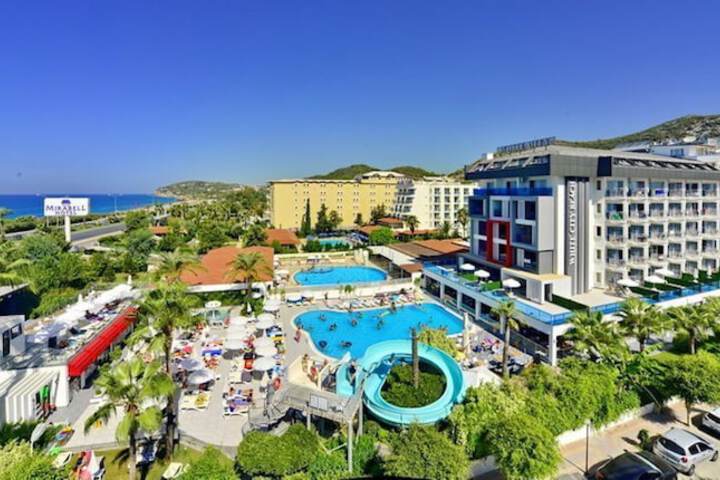 White City Beach - Adults Only