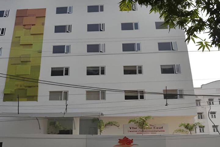 The Maple Leaf Hotel