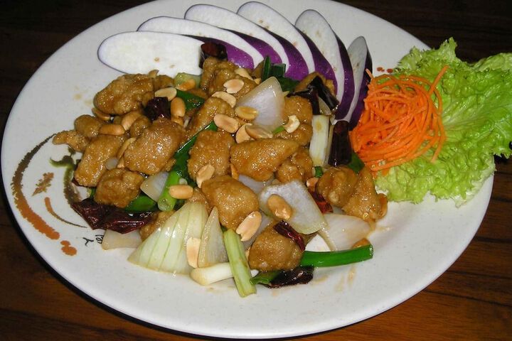 Dining 38 of 48