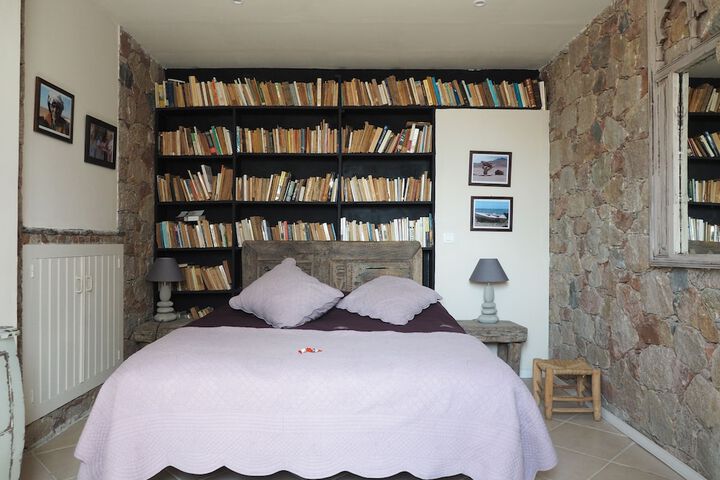 Room 20 of 144