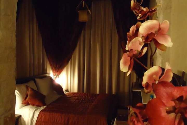 Room 3 of 49