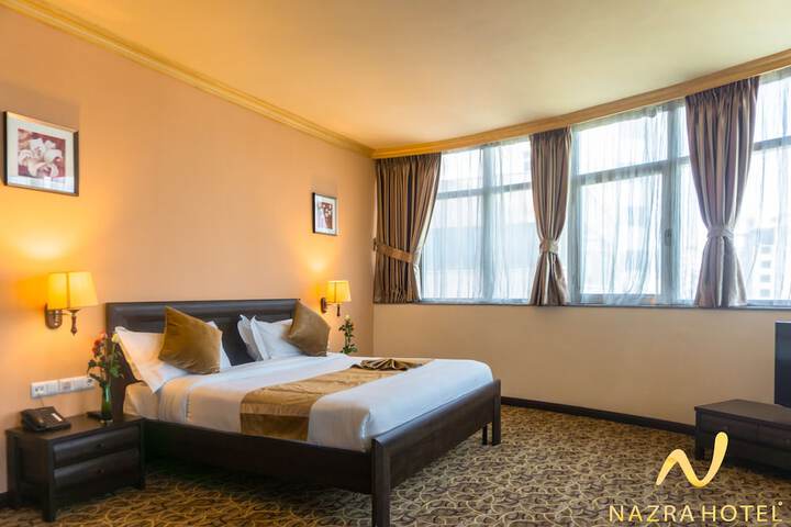 Room 9 of 15
