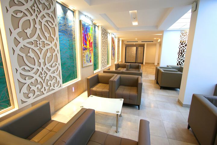 Business Center 48 of 55