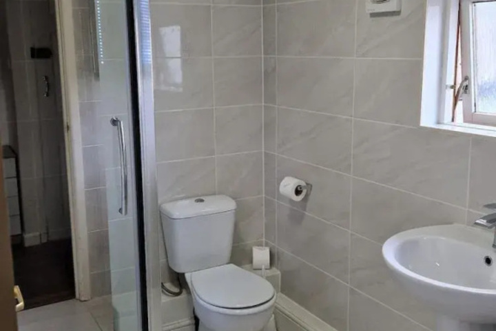 Room 9 of 22