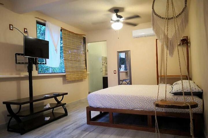 Room 4 of 21