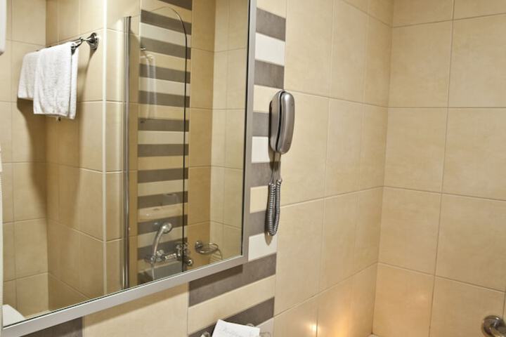 Clean Restrooms