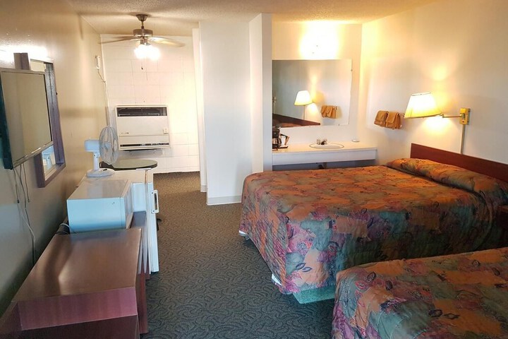 Room 15 of 26