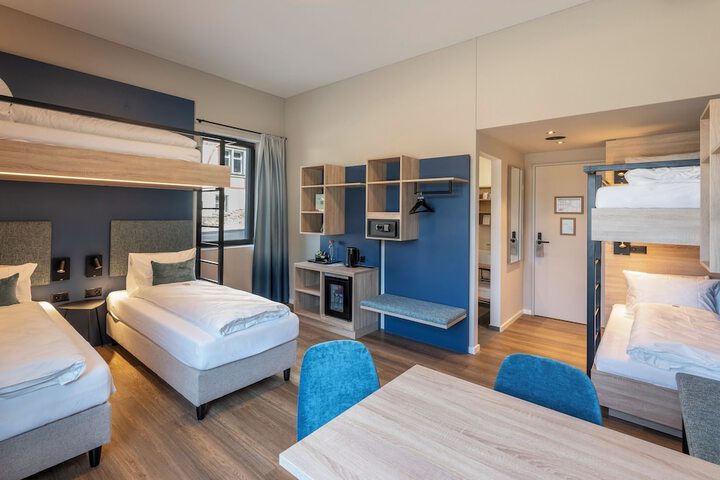 Room 21 of 59
