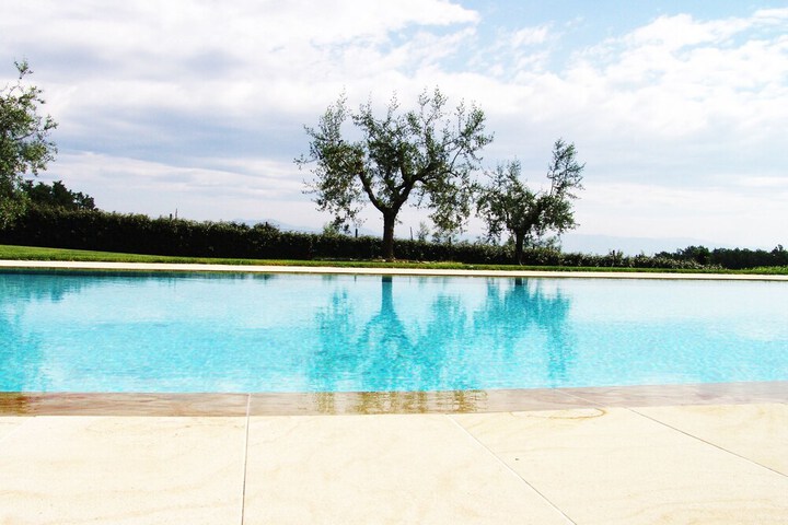 Hotel with Pool