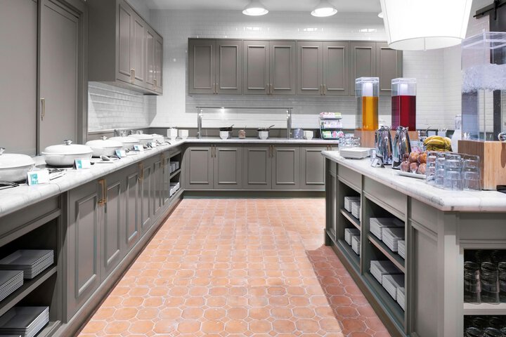 Breakfast/Coffee Service 17 of 24