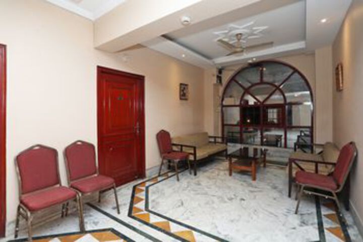 Ballroom/Hall 21 of 26