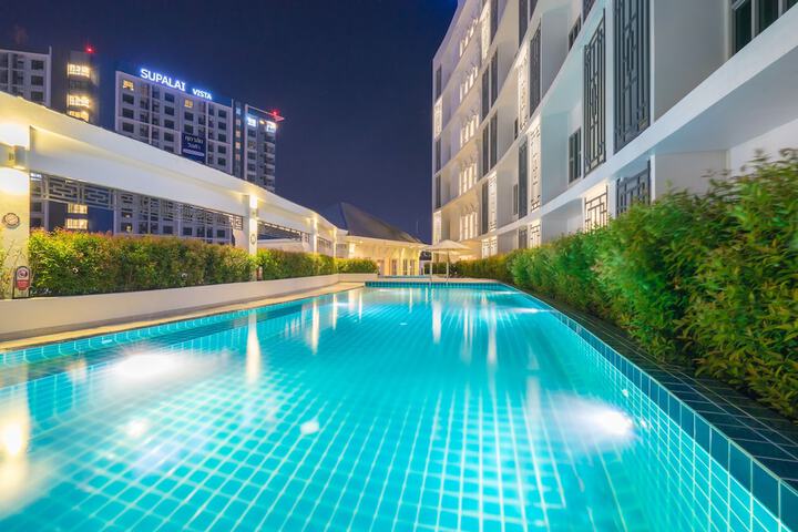 Pool 35 of 46