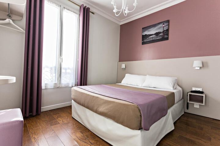 Room 29 of 84