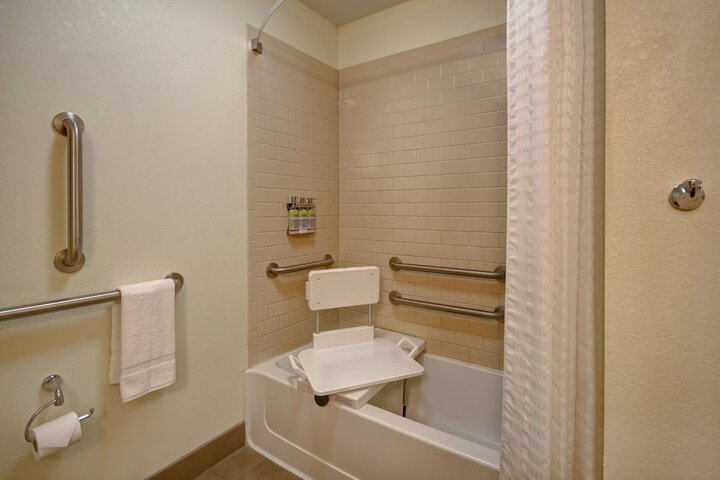 Studio Suite Queen Bed (6 of 32)