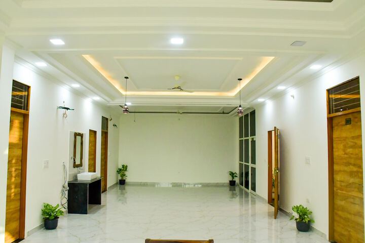 Hotel Interior 2 of 36