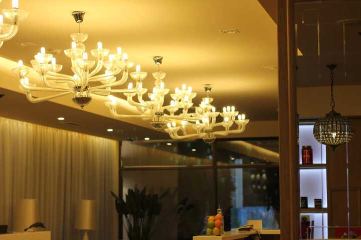 Hotel 2 of 81