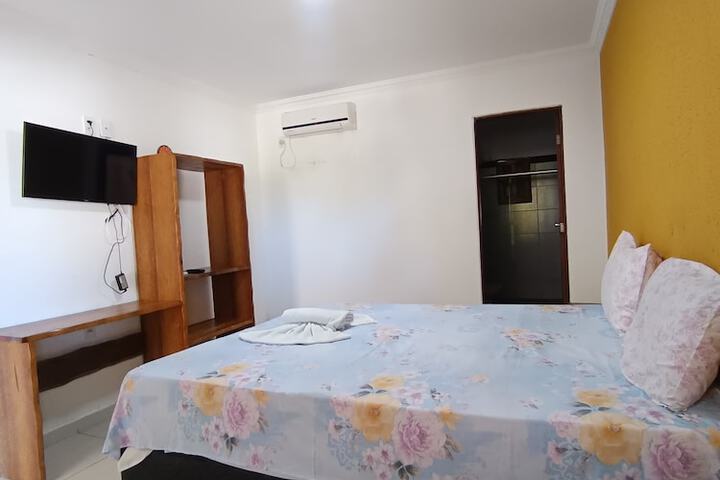 Room 6 of 20