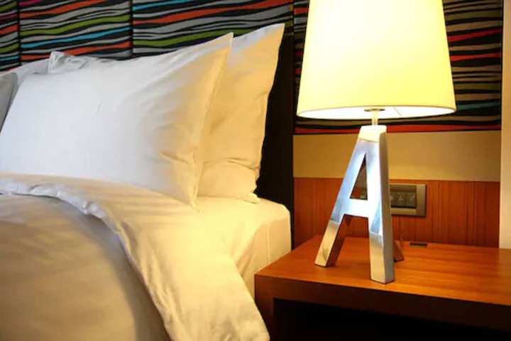 Room 16 of 41