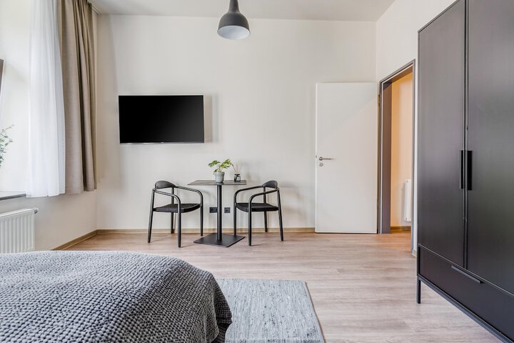 Room 25 of 73