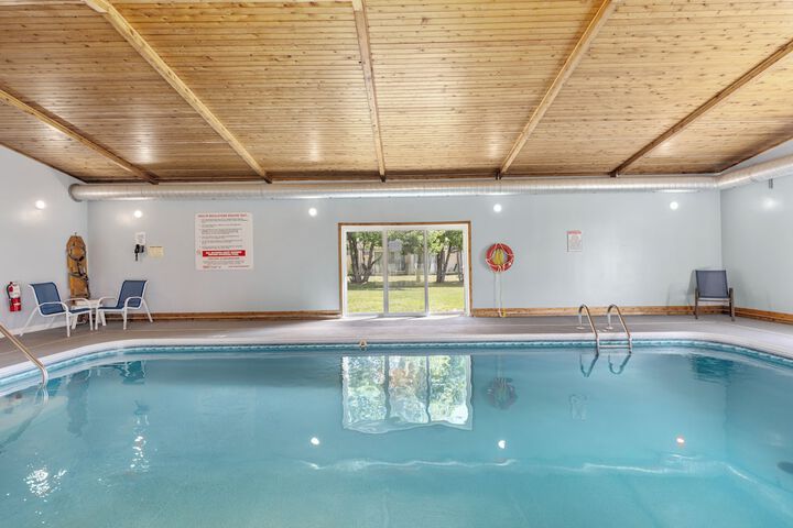 Swimming pool at Ambassador Motel