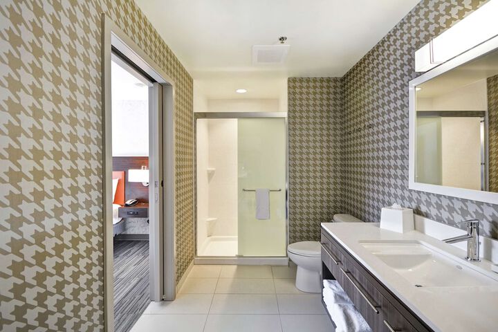 Bathroom shower
