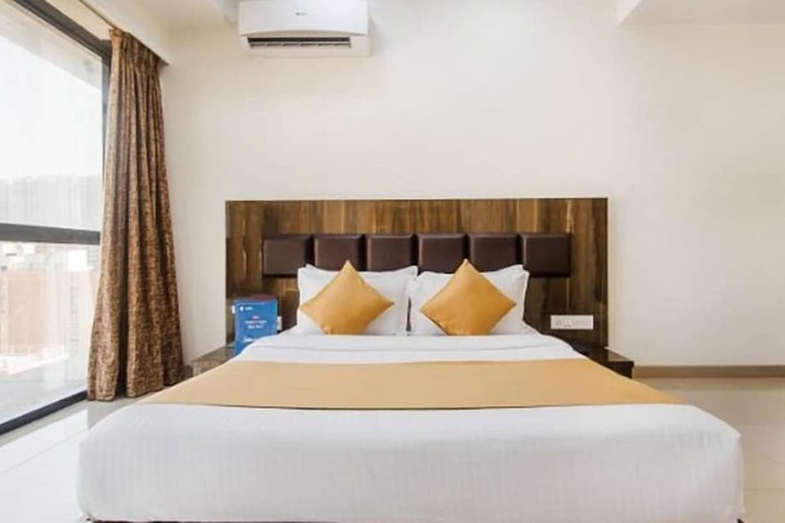 THE BEST HOTEL MUMBAI