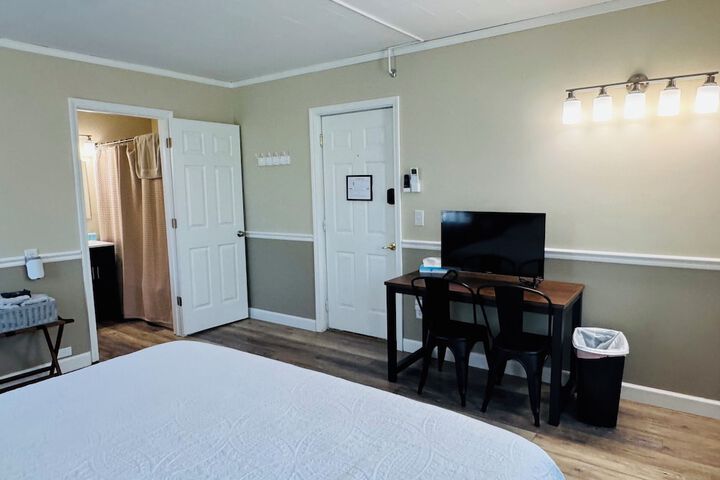 Room 18 of 58