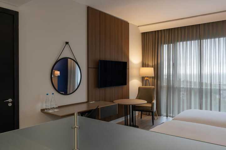 Room 74 of 309