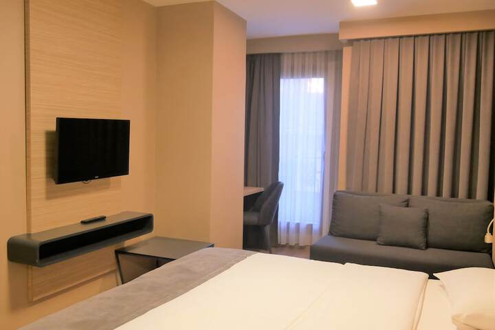 Room 9 of 49