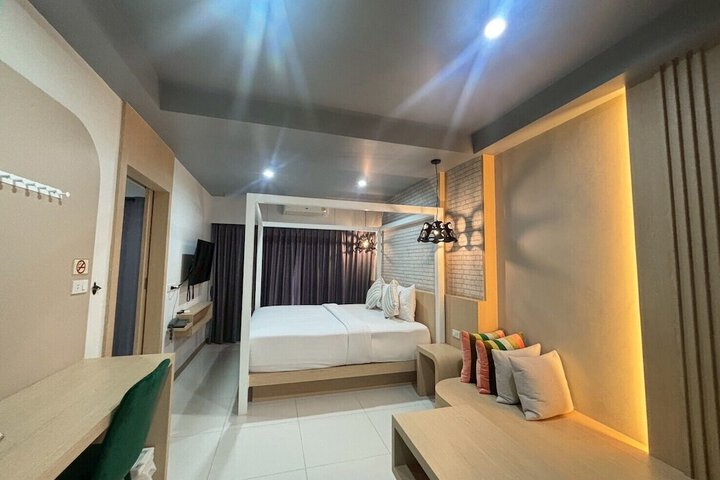 Room 19 of 101