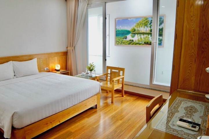 Room 17 of 25