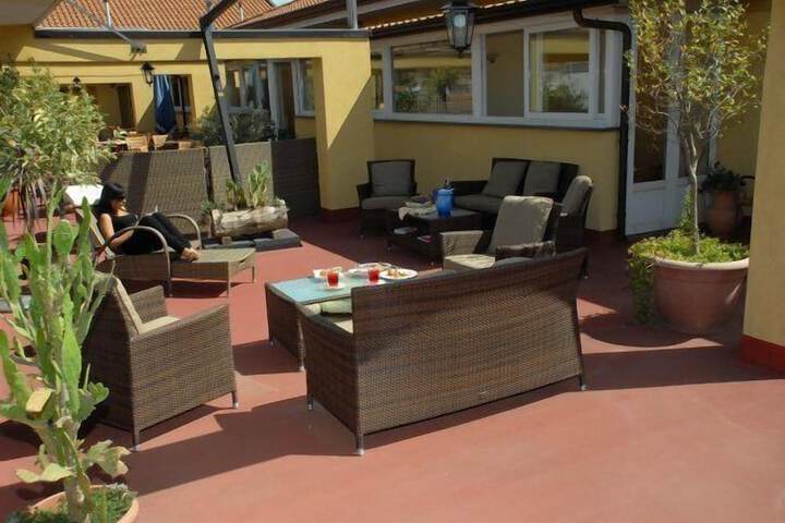 Terrace/Patio 36 of 37