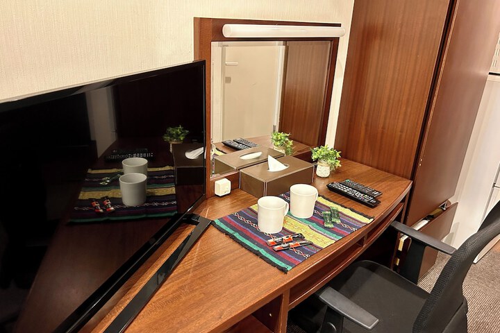 Room 8 of 46