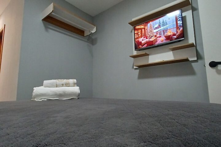 Room 12 of 45