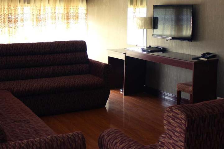 Room 19 of 31