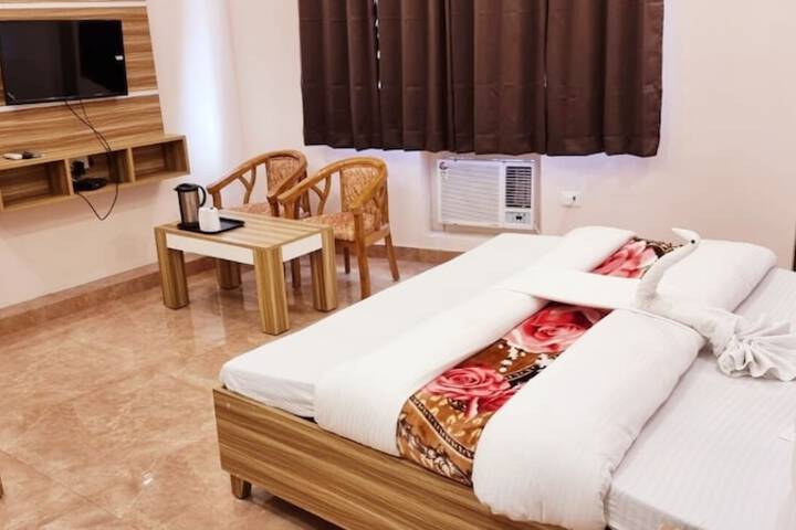 Hotel Daksh