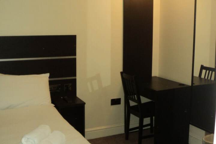 Room 43 of 72