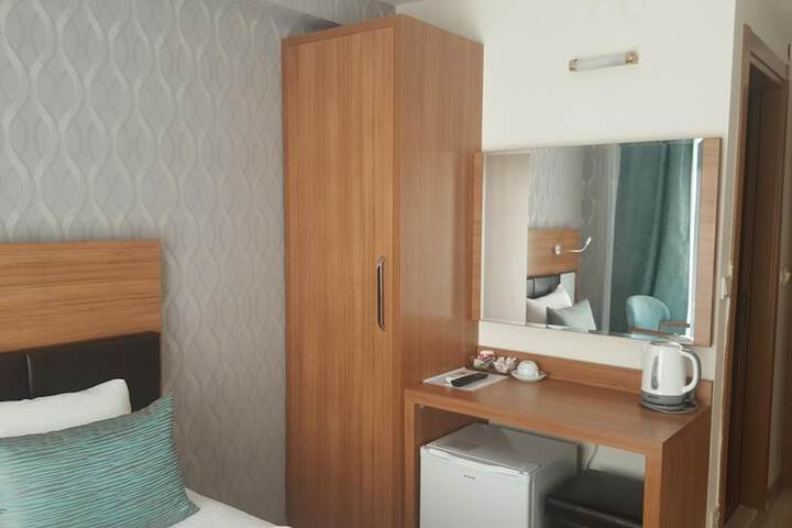 Room 17 of 72
