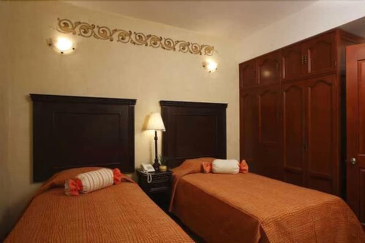 Room 3 of 41