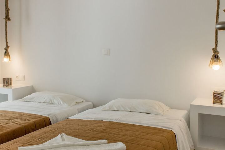 Room 10 of 51