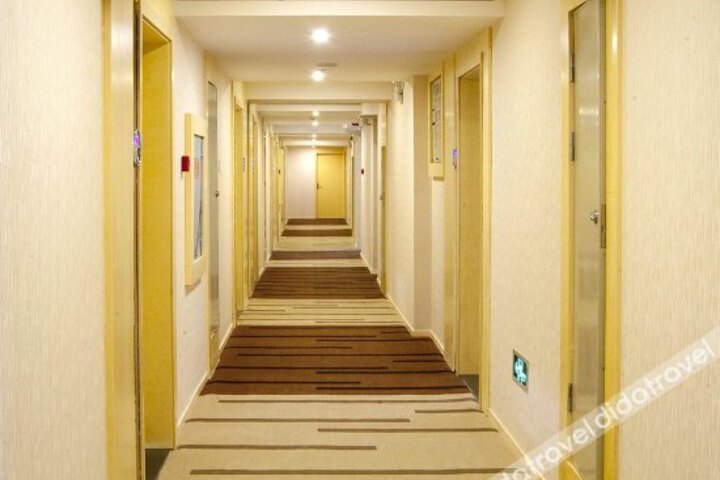Motian Business Hotel