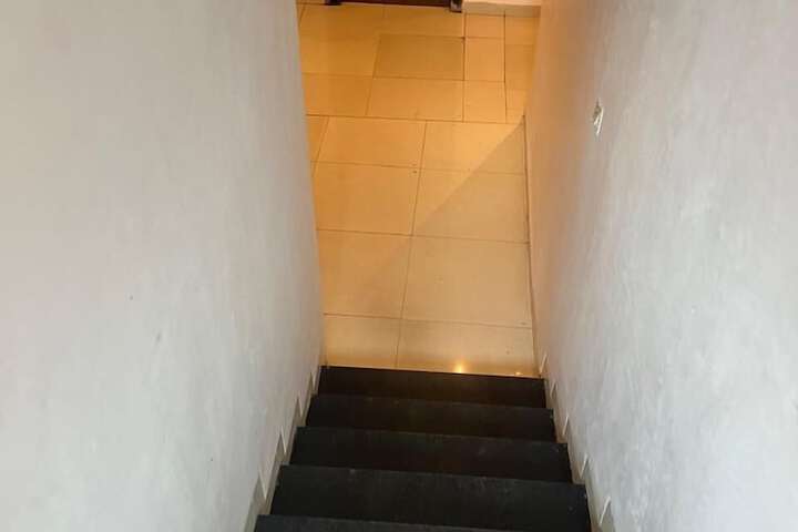 Hotel 84 of 88