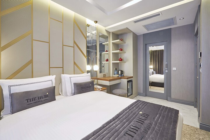 Room 29 of 76